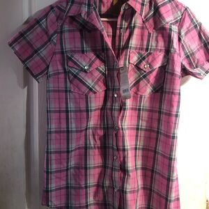 Wrangler Pink Plaid Short-Sleeve Western Shirt snaps